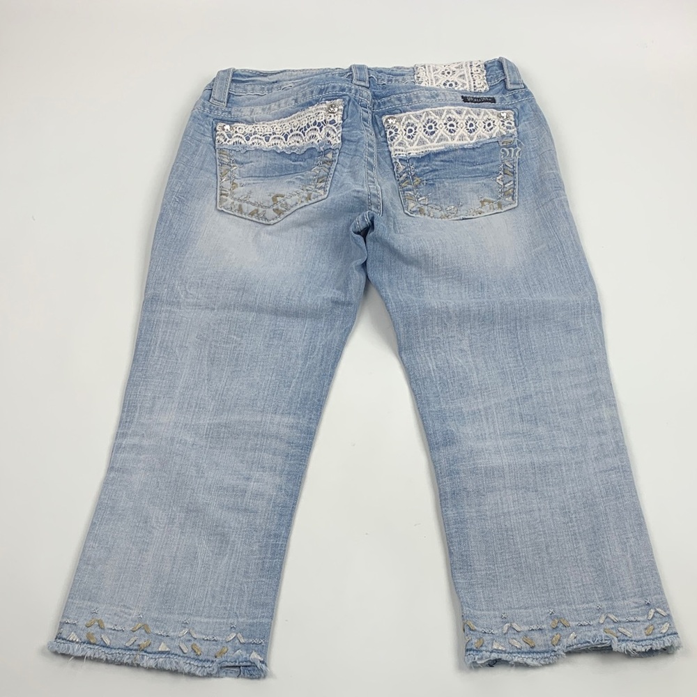 Miss Me Mid Rise Capri Light Blue Jeans with Lace Accents Size 28 Stretch
